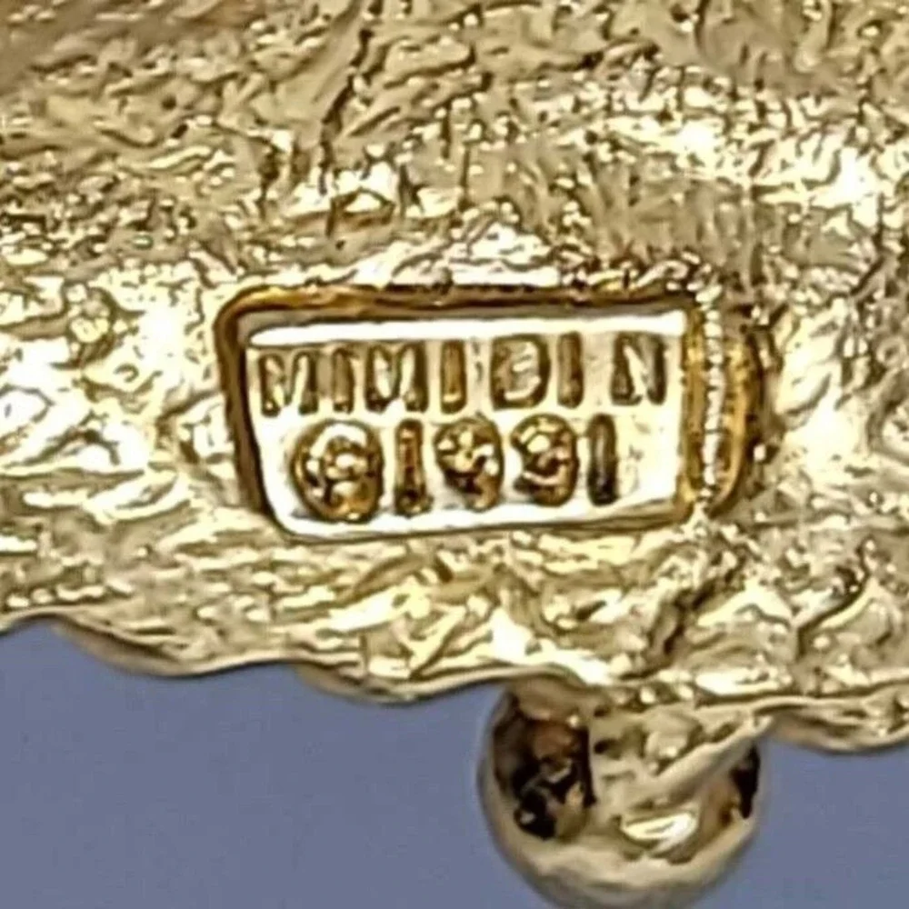 Vintage Mimi Di N 1991 Tan Ostrich‎ Embossed Belt Gold Paisley Buckle Womens